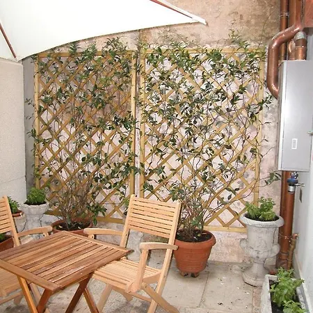 Apartament Al Pozzo Dei Scoacamini, 100 M From San Marco, Ground Floor Wenecja